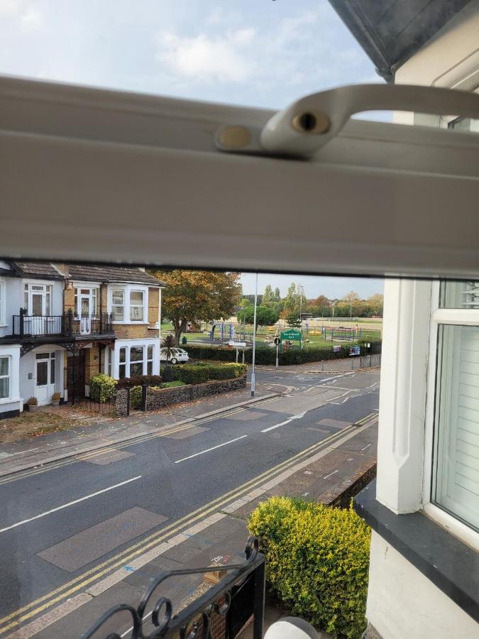 Edelweiss Guest House Southend-on-Sea Extérieur photo